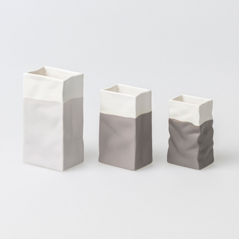 Raeder - Σετ 3 Μίνι Βάζα Πορσελάνης Paper Bags Grey Raeder - Σετ 3 Μίνι Βάζα Πορσελάνης Paper Bags Grey