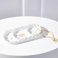 Raeder - Jewellery. Πορσελάνινο Πιατάκι Για Κοσμήματα Gold Necklace Raeder - Jewellery. Πορσελάνινο Πιατάκι Για Κοσμήματα Gold Necklace