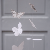 Raeder - Blossom. Χάρτινη Διακοσμητική Γιρλάντα Butterfly Necklace White Grey Raeder - Blossom. Χάρτινη Διακοσμητική Γιρλάντα Butterfly Necklace White Grey