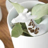 Raeder - Porcelain Stories. Πορσελάνινο Βάζο Giraffe