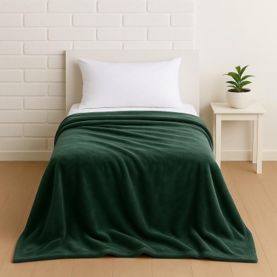 Κουβέρτα μονή πράσινη βελουτέ από 100% polyester 150x220εκ.